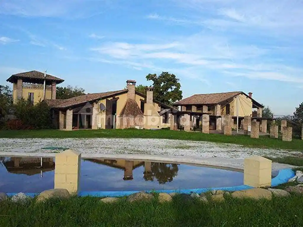 Rustico - Casale in vendita a Noceto