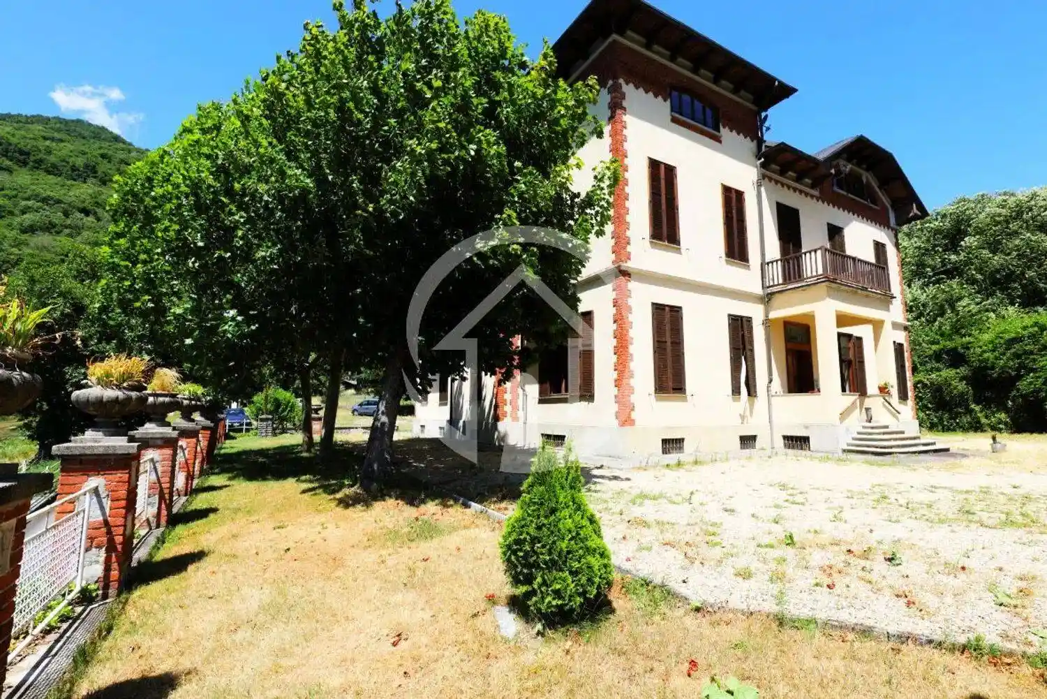 Appartamento in vendita a Villar Pellice