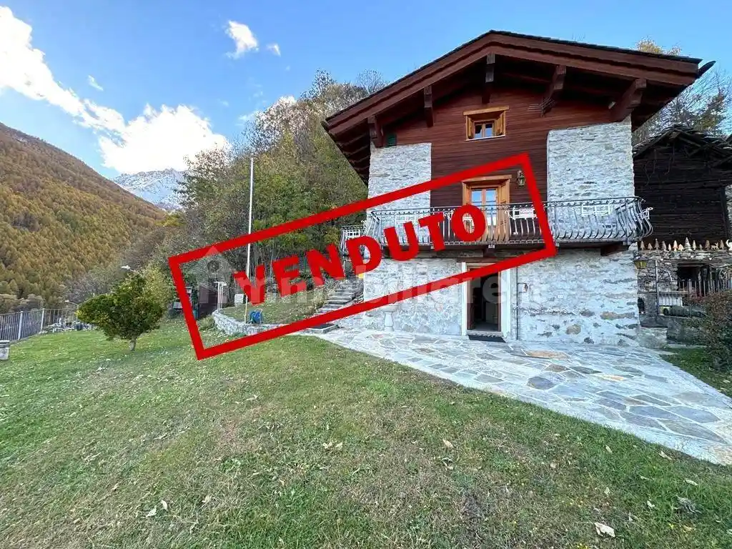 Casa indipendente in vendita a San Giacomo Filippo