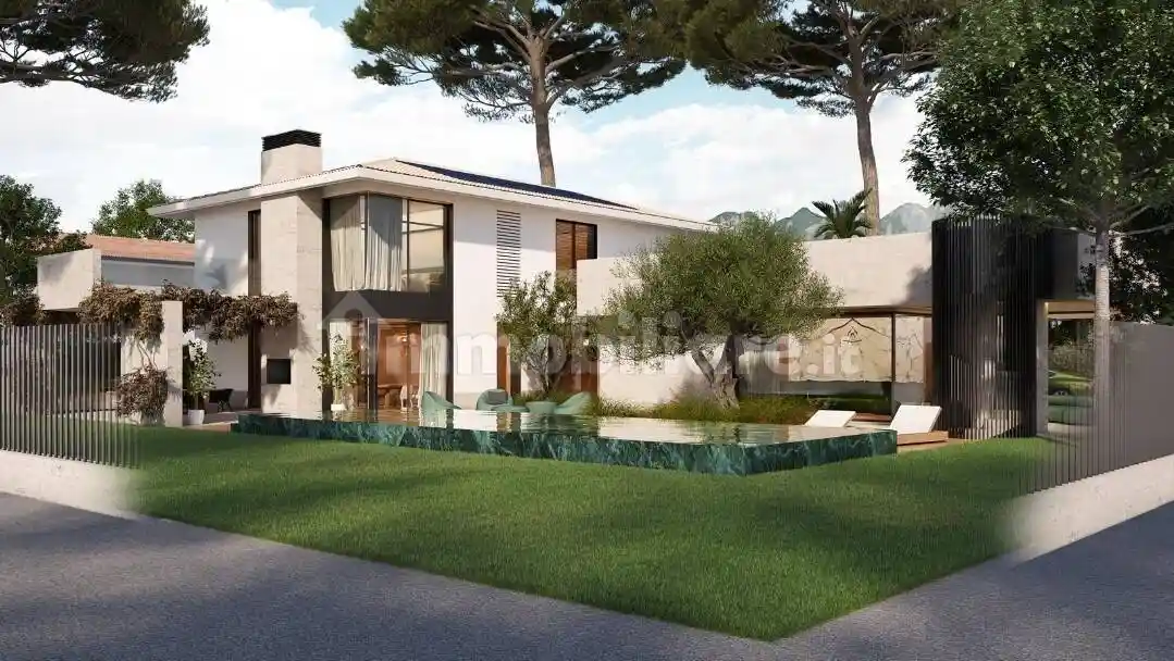 Villa in vendita a Forte dei Marmi