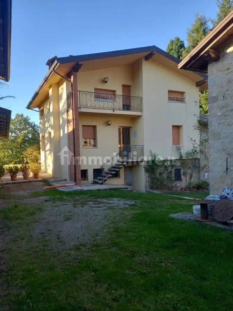 Villa in vendita a Castel d'Aiano