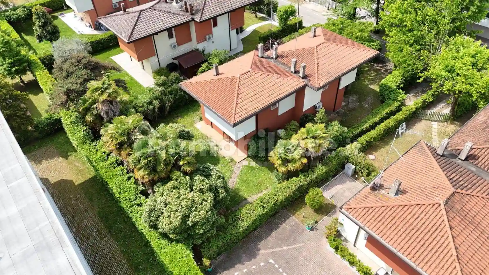 Villa - foto 2