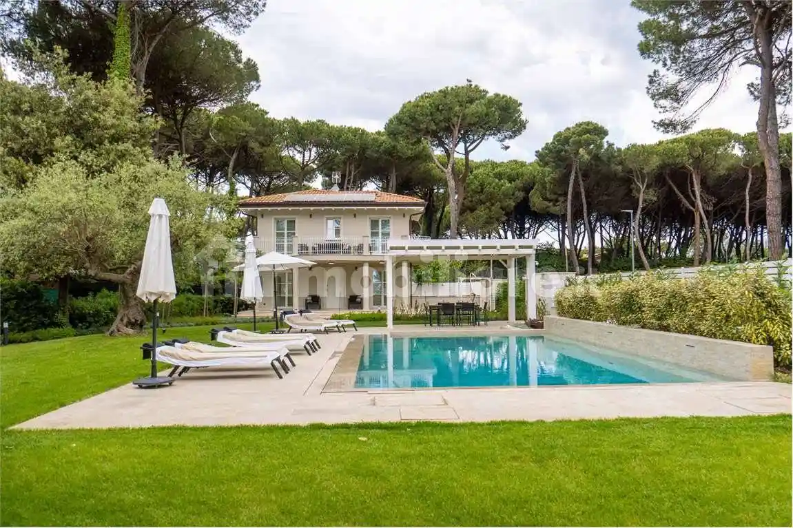 Villa in affitto a Forte dei Marmi