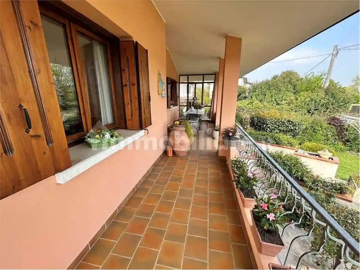 Villa - foto 5