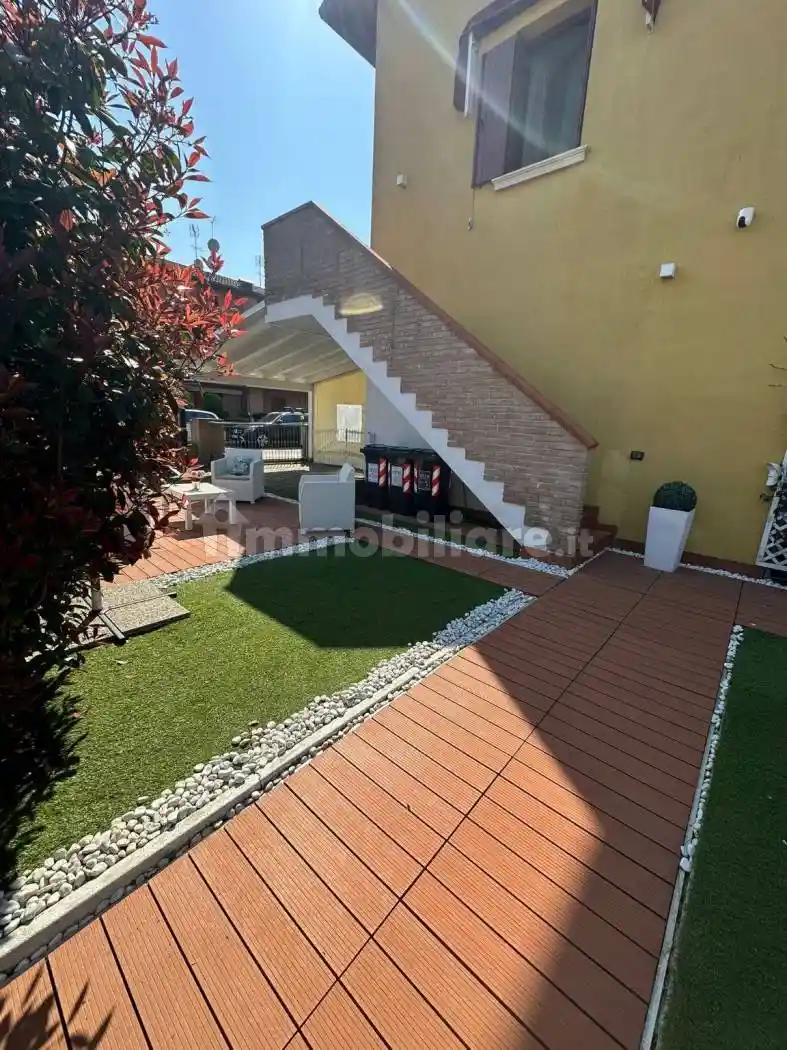 Villa in vendita a Occhiobello