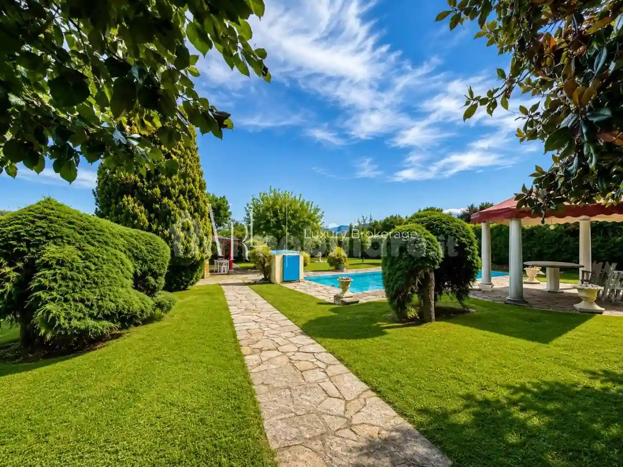 Villa - foto 2