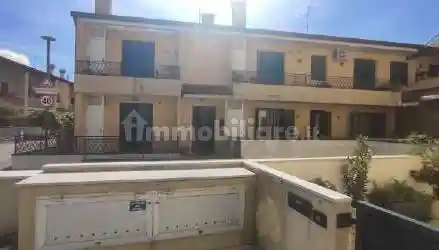 Appartamento in vendita a Paese