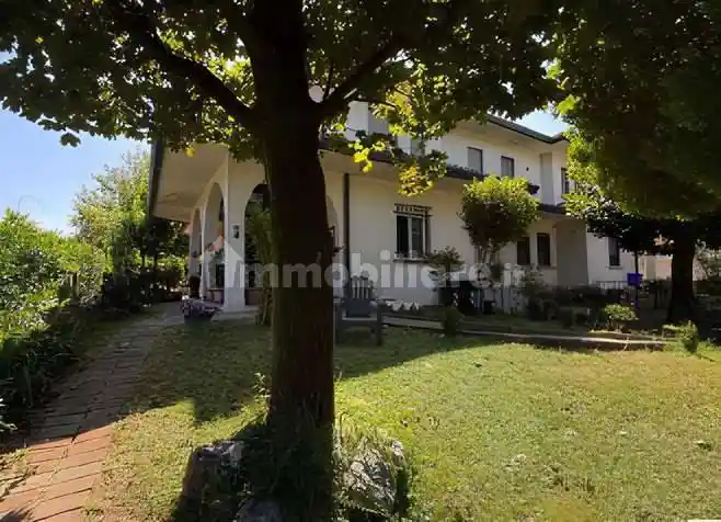 Appartamento in vendita a Pioltello