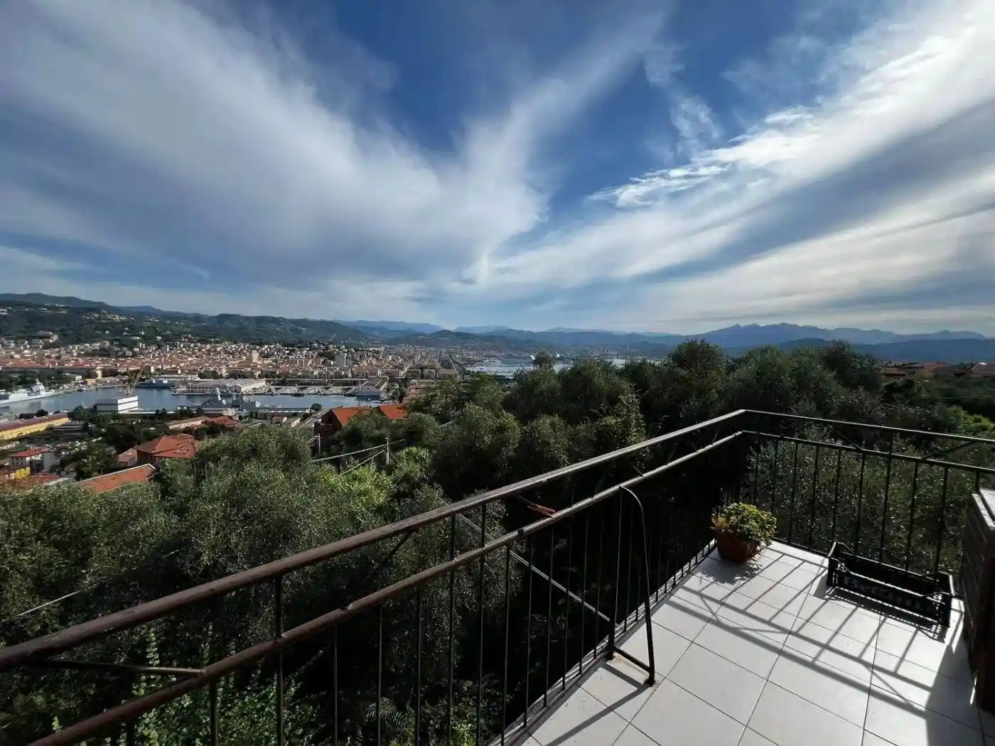 Villa in vendita a La Spezia