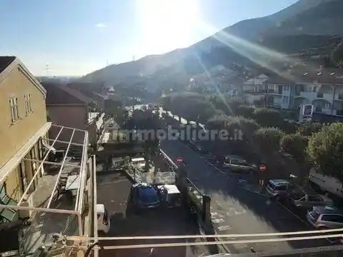 Appartamento in vendita a Toirano