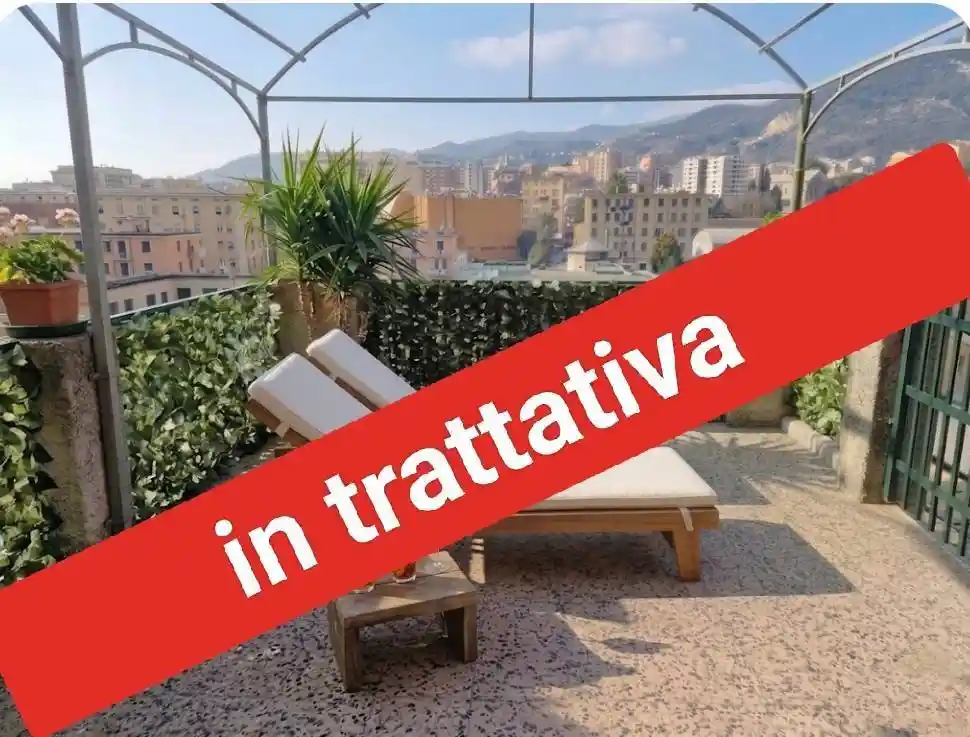 Appartamento in vendita a Genova