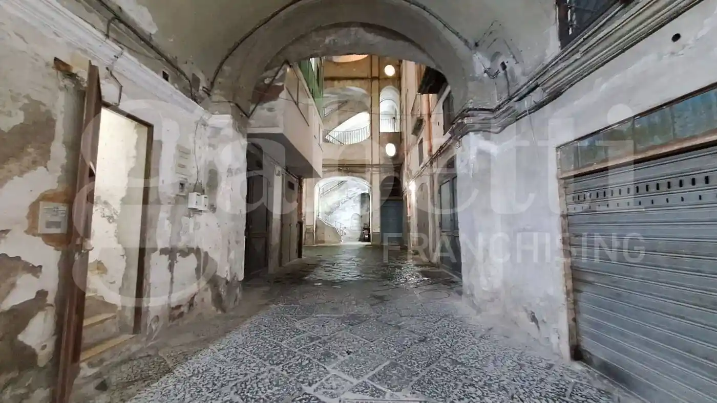 Appartamento in affitto a Napoli