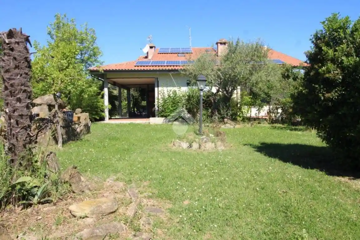 Villa in vendita a Cesena
