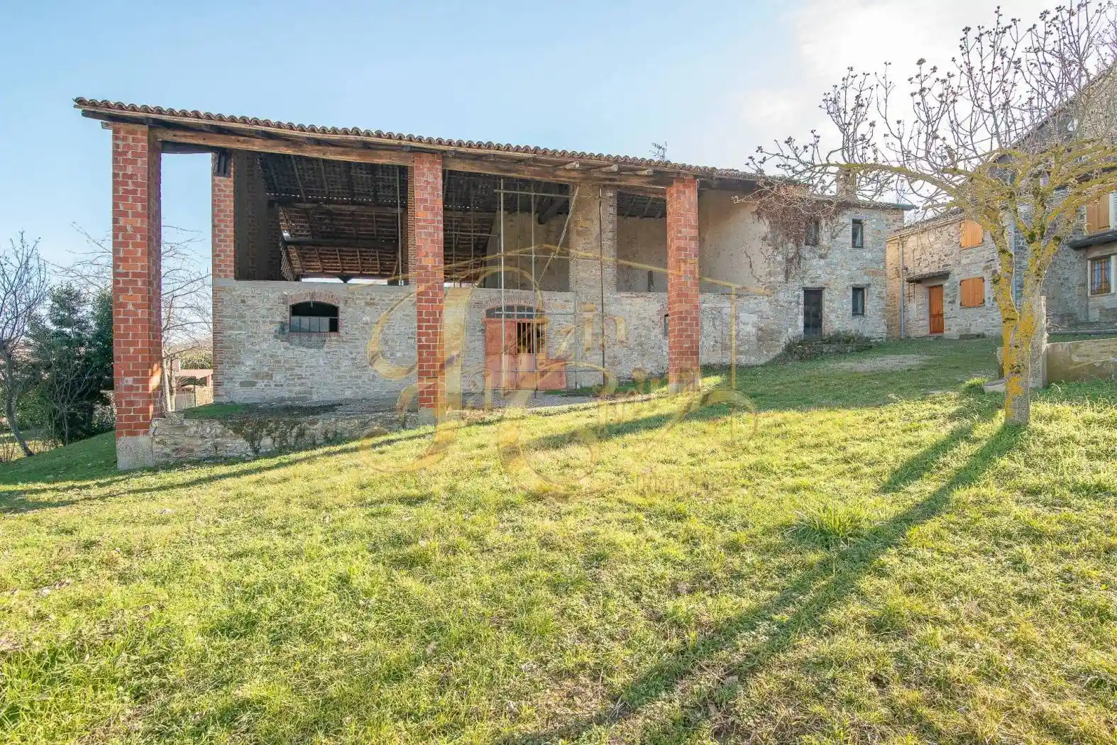 Rustico - Casale in vendita a Travo
