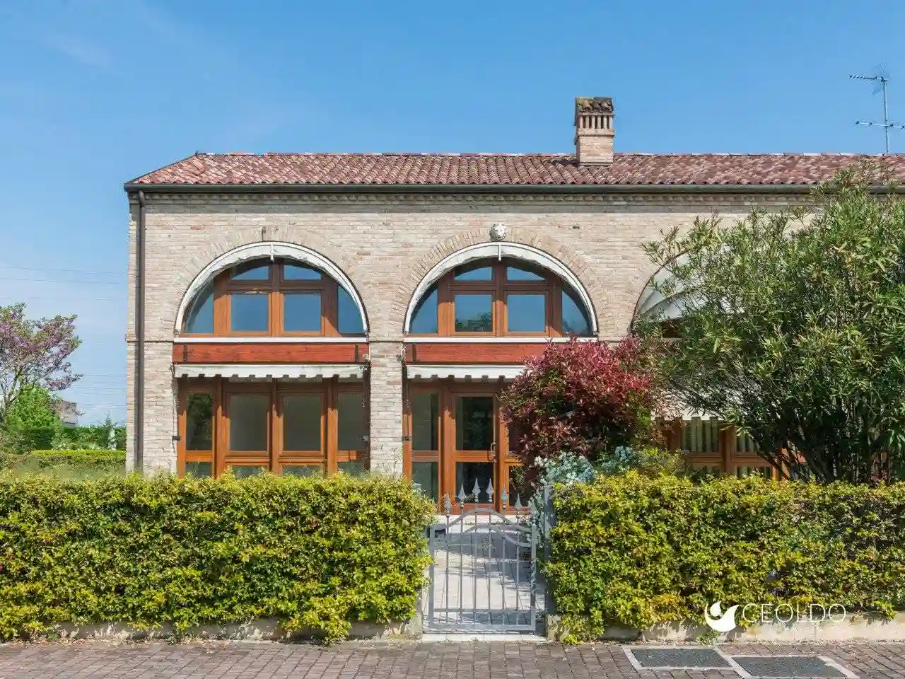 Villa - foto 2