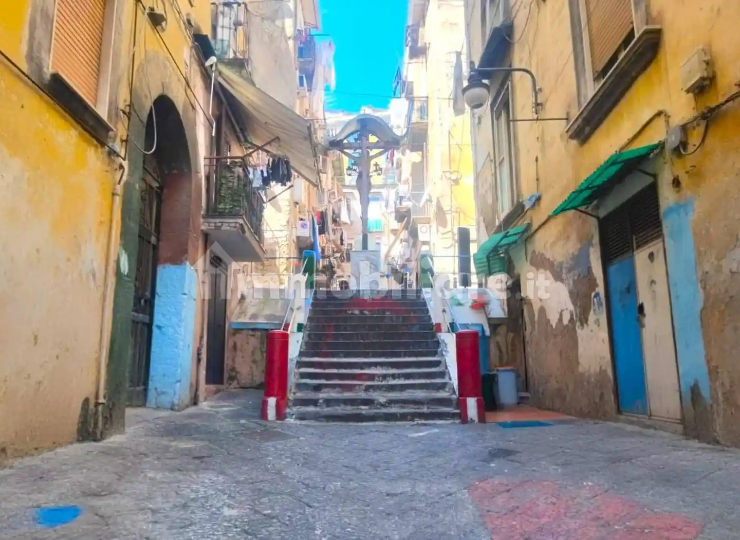Appartamento in vendita a Napoli