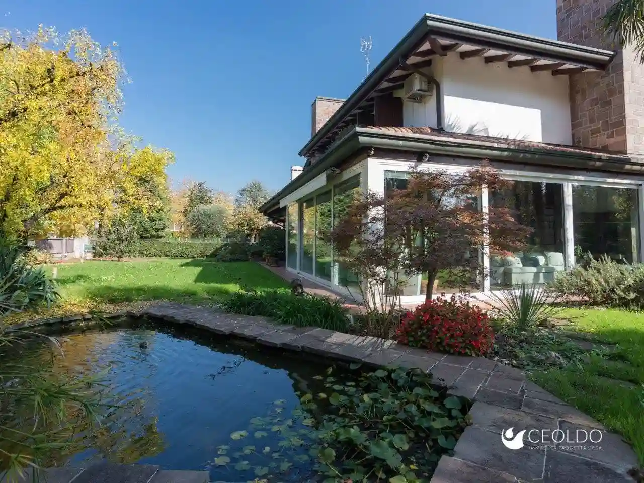 Villa - foto 2