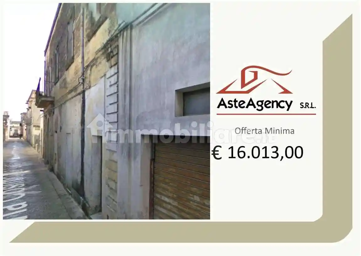 Appartamento in vendita a Lizzanello