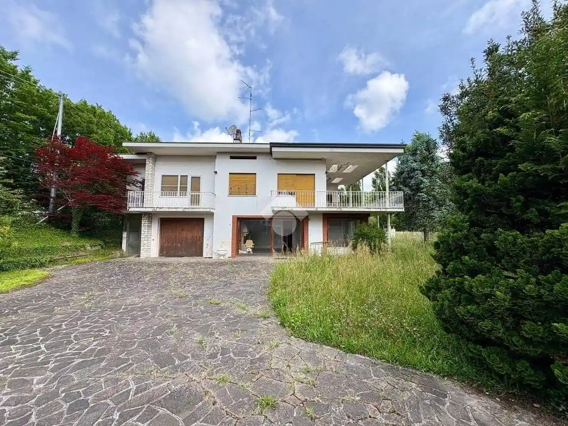 Casa indipendente in vendita a Follina