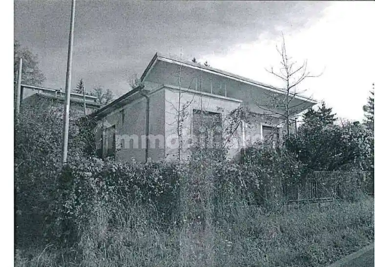 Villa in vendita a Menconico
