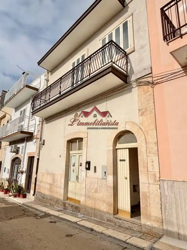 Casa indipendente in vendita a Turi