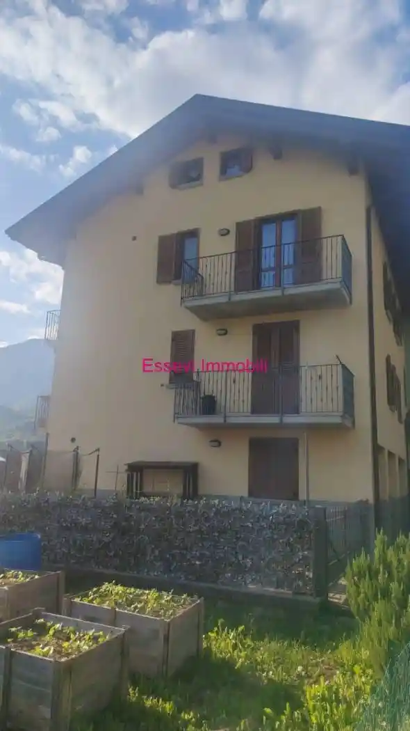 Villa in vendita a San Giovanni Bianco