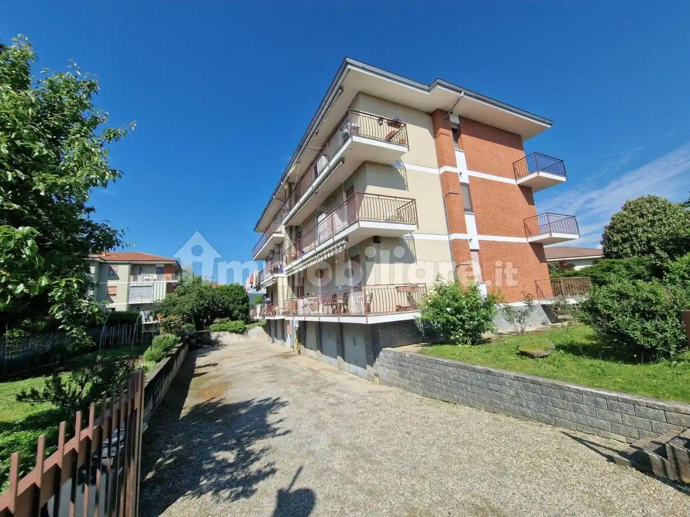Appartamento in vendita a Romano Canavese