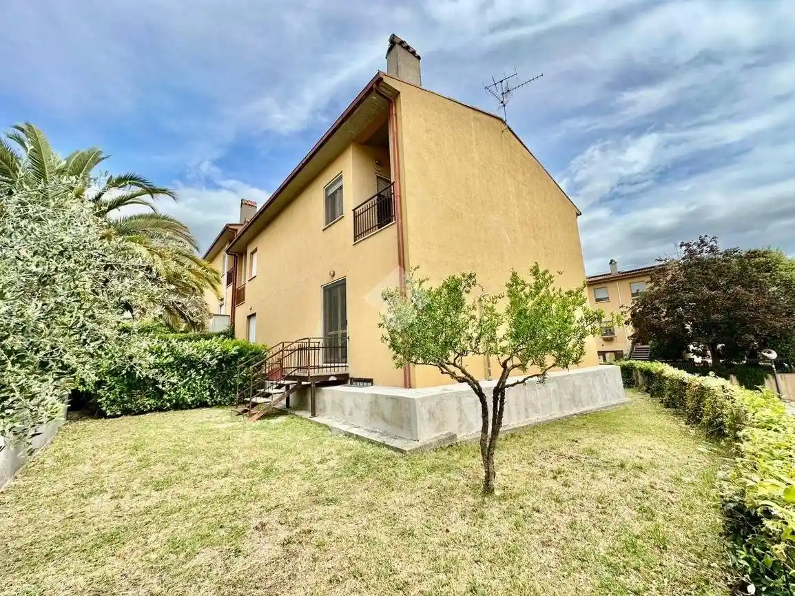 Appartamento in vendita a Castel Ritaldi