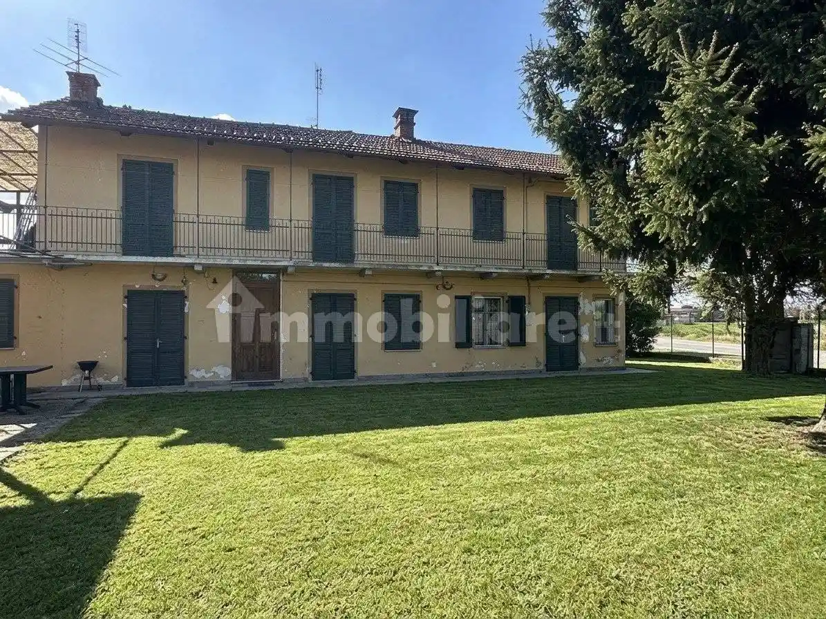 Villa in vendita a Casalgrasso