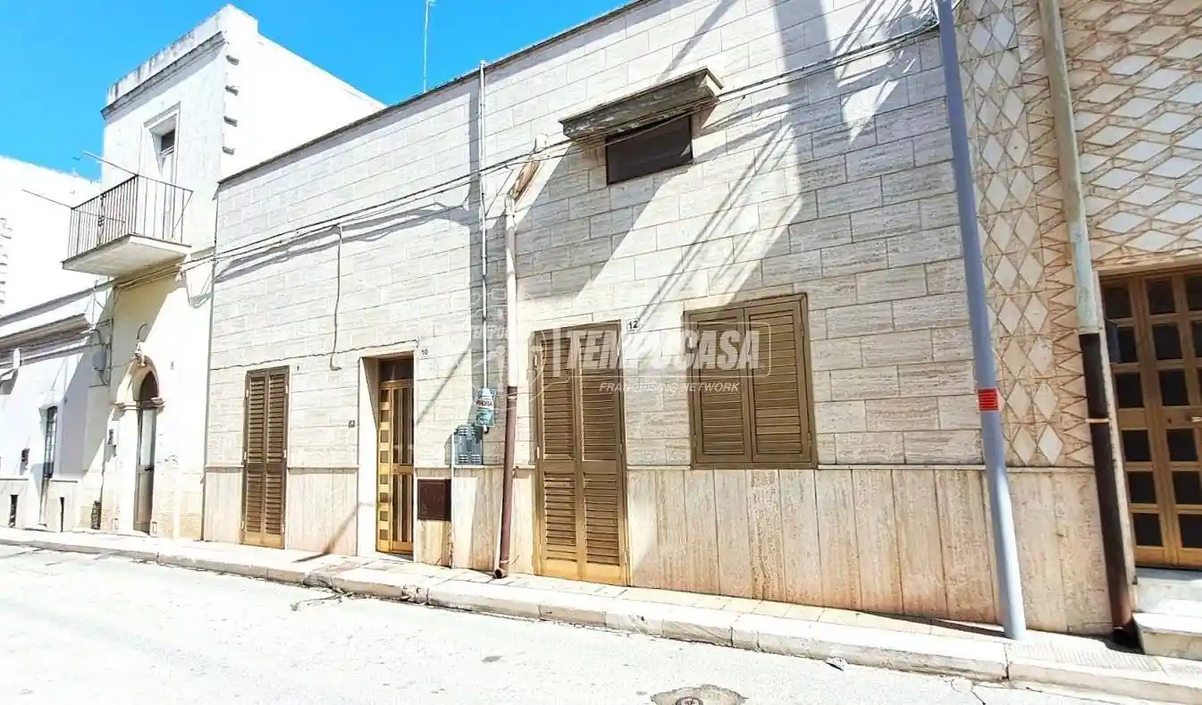 Casa indipendente in vendita a Adelfia