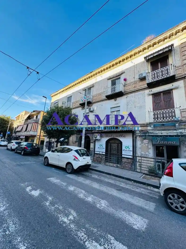 Appartamento in affitto a Napoli