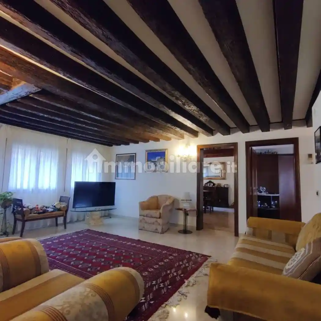 Appartamento in vendita a Venezia