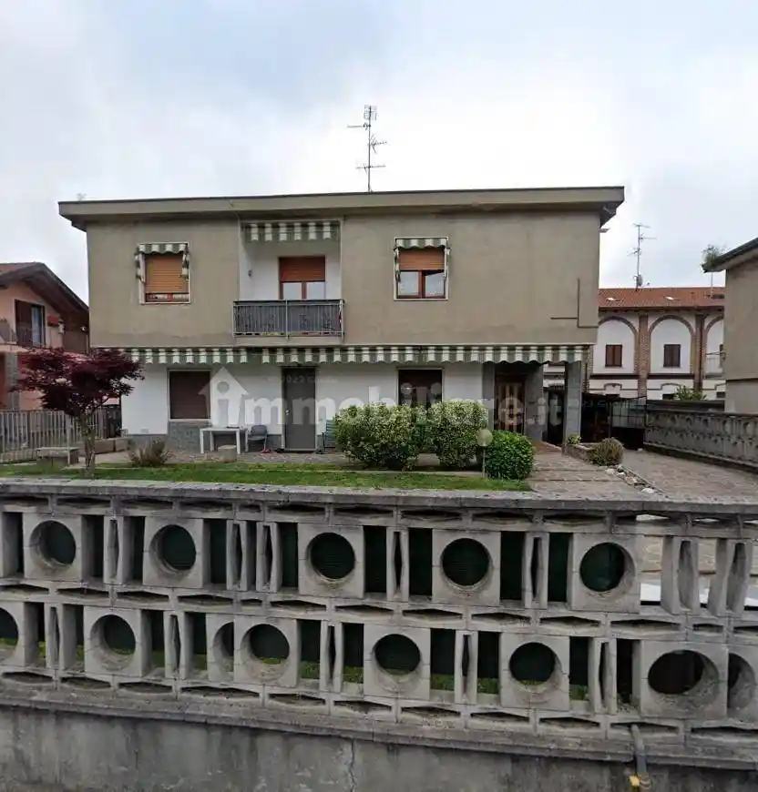 Appartamento in vendita a Cogliate