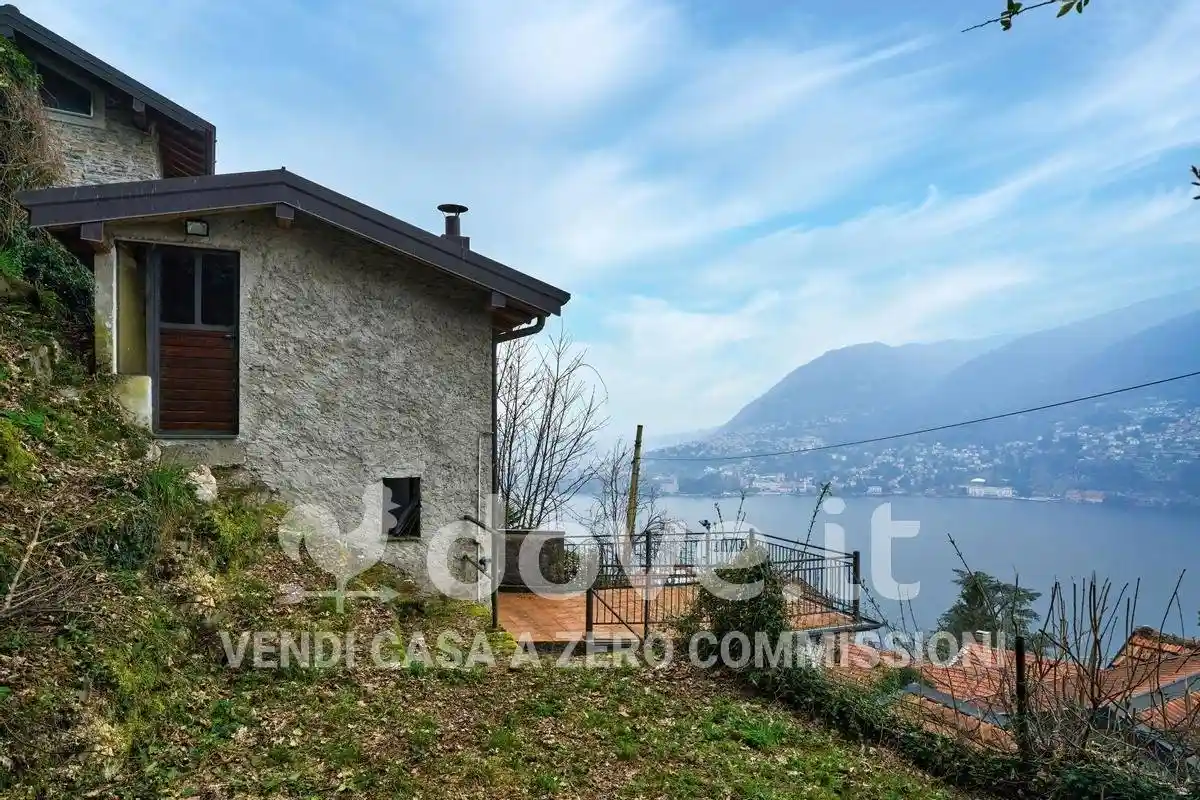 Villa in vendita a Blevio