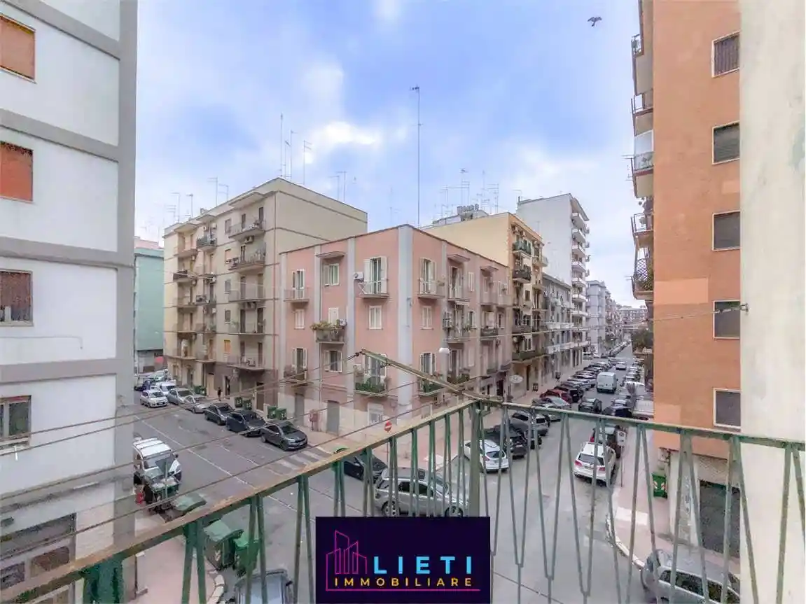 Appartamento in affitto a Taranto