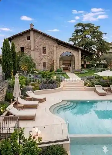 Villa in vendita a Desenzano del Garda