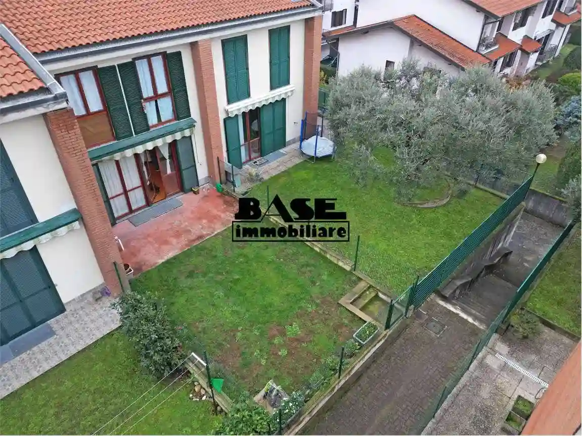 Villetta a schiera - foto 2