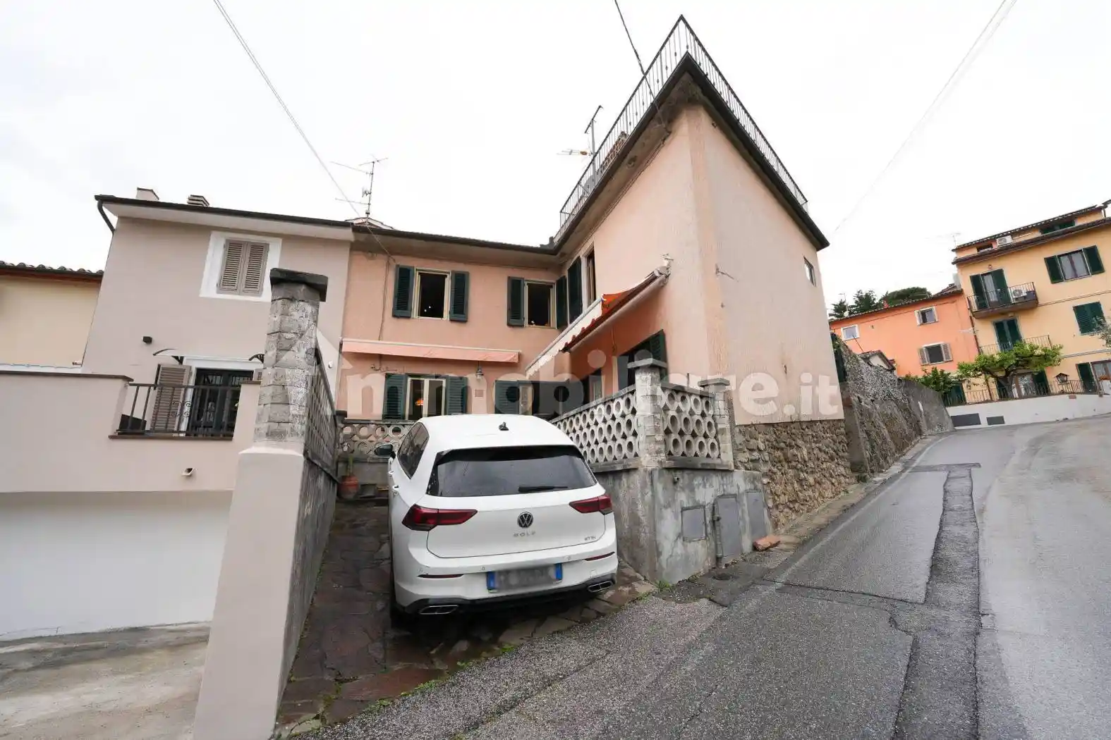 Casa indipendente in vendita a Montale