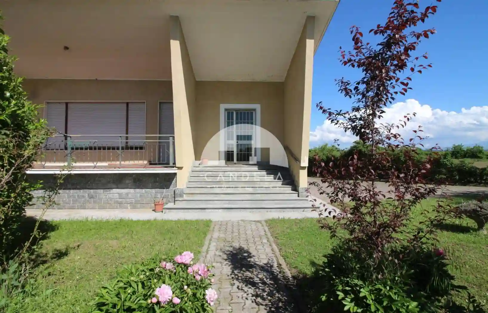 Villa - foto 2
