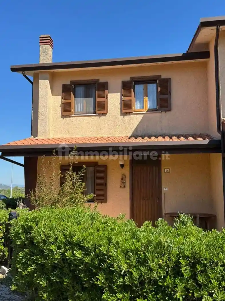 Villetta a schiera in vendita a Roiate