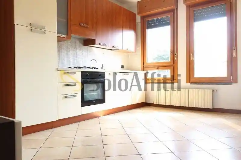 Appartamento in affitto a Varedo