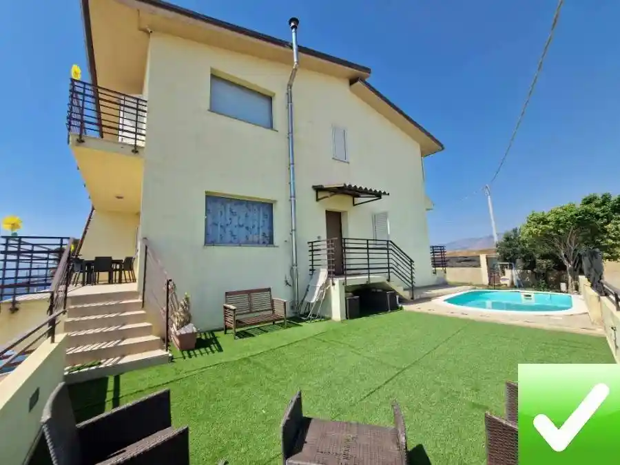 Villa in vendita a Reggio Calabria