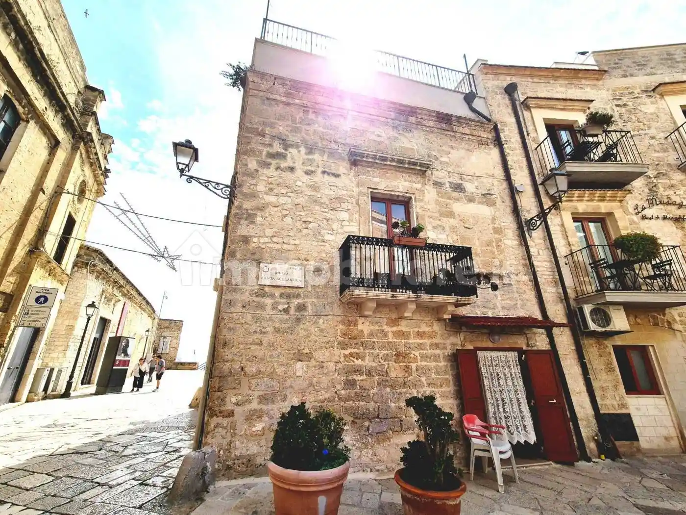 Palazzo - Edificio in vendita a Bari