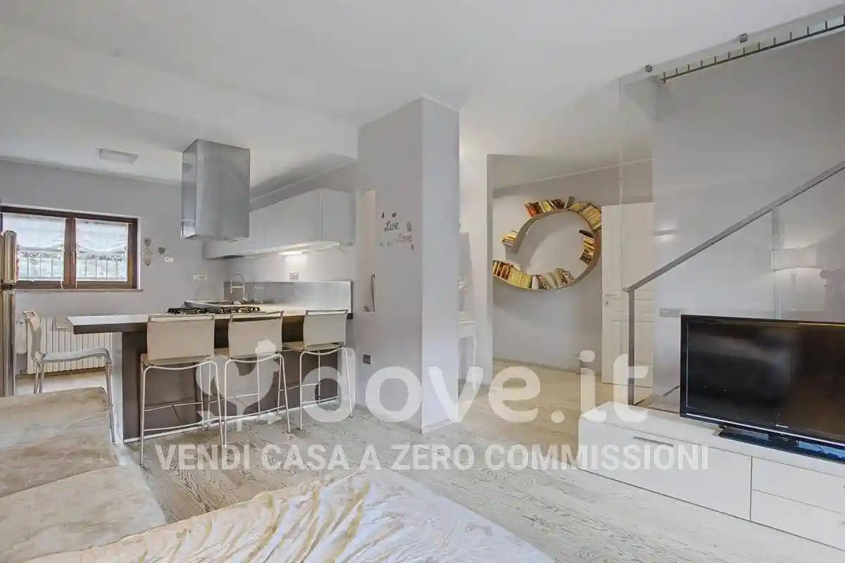 Villetta a schiera in vendita a Brusimpiano