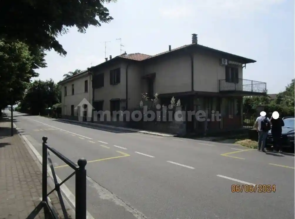 Casa indipendente in vendita a Limbiate