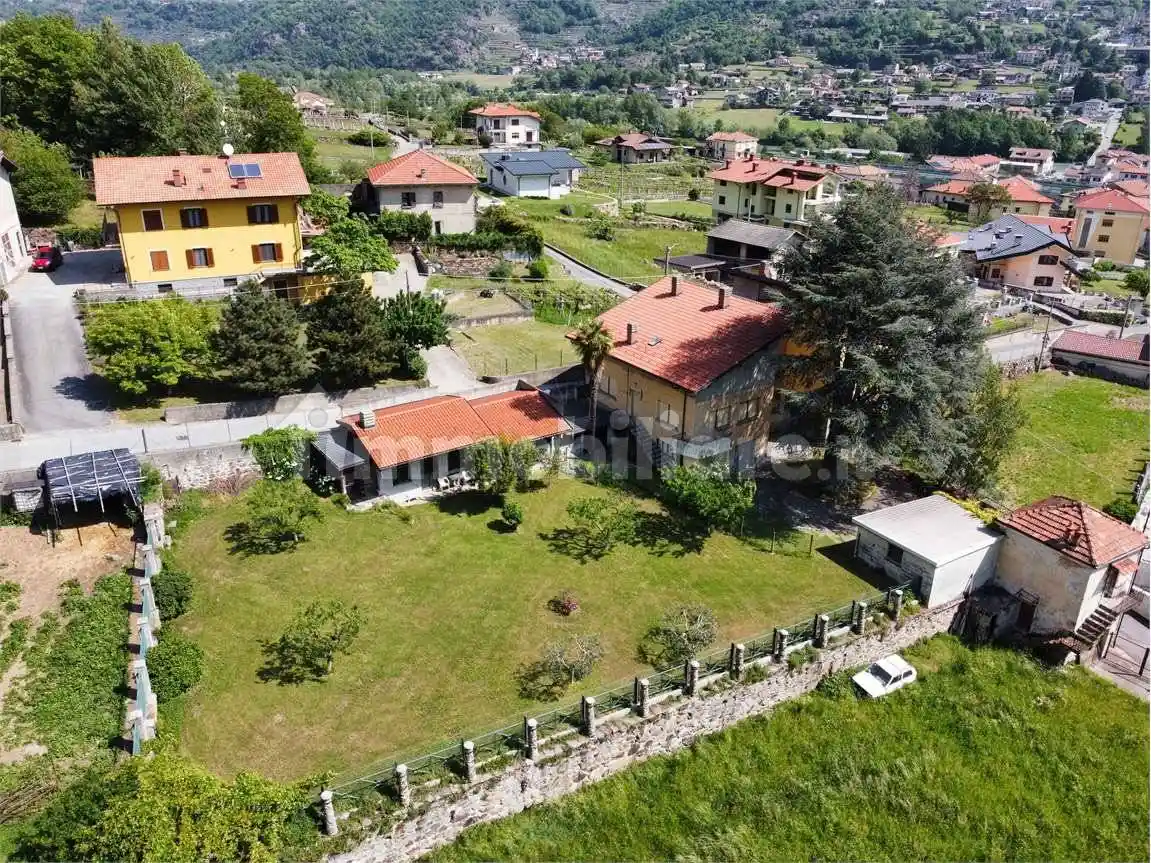 Casa indipendente in vendita a Tavagnasco