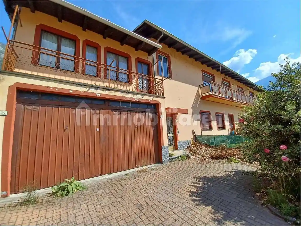 Casa indipendente in vendita a Donnas