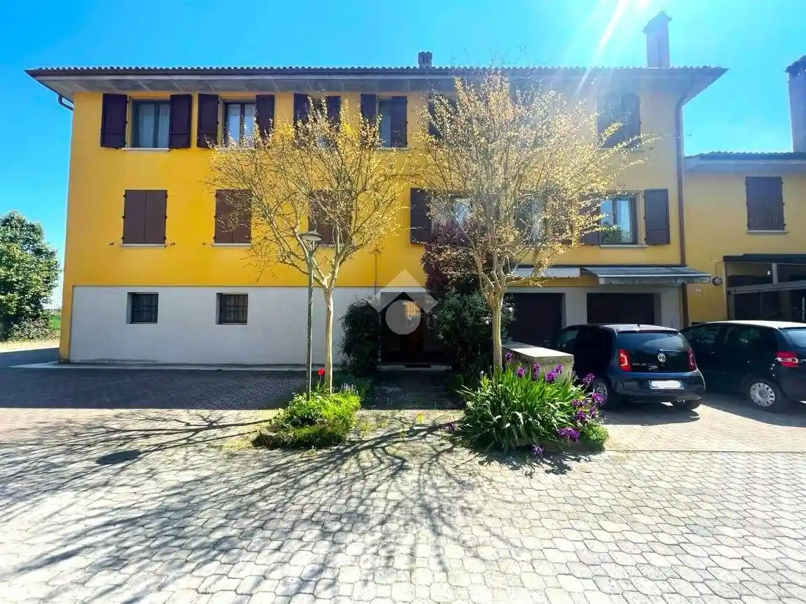 Appartamento in vendita a Calderara di Reno