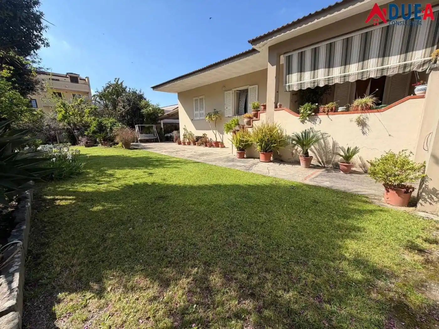 Villa in vendita a Parete