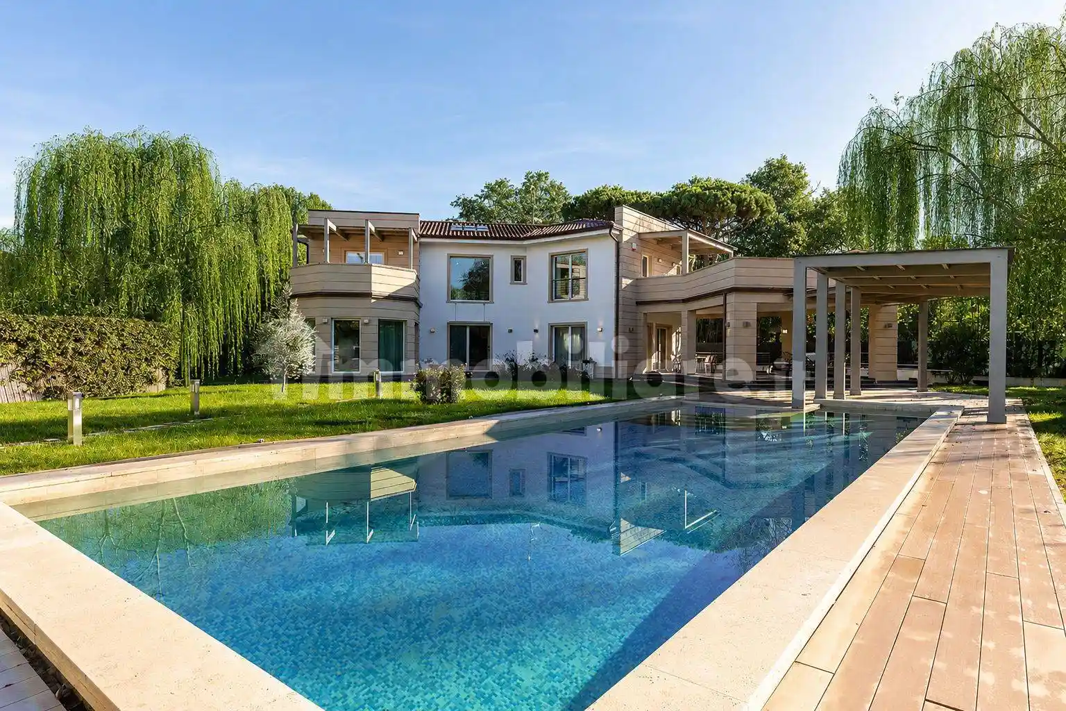 Villa in affitto a Forte dei Marmi